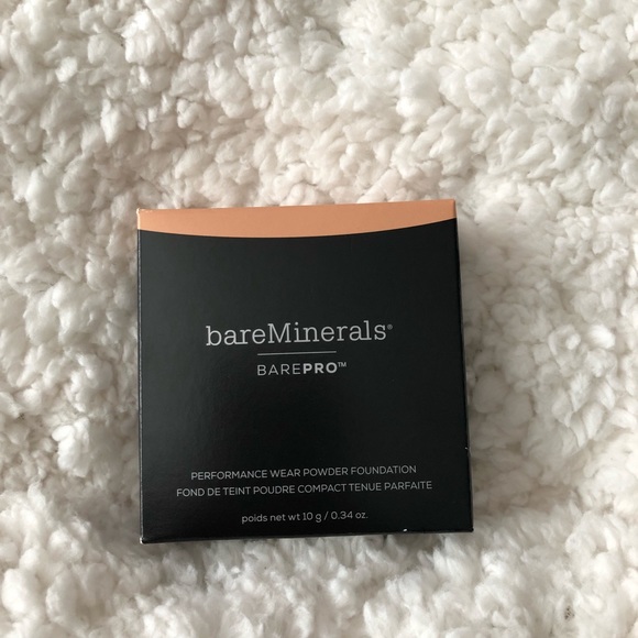 BARE MINERALS Bare Pro Powder Foundation - Picture 2 of 4